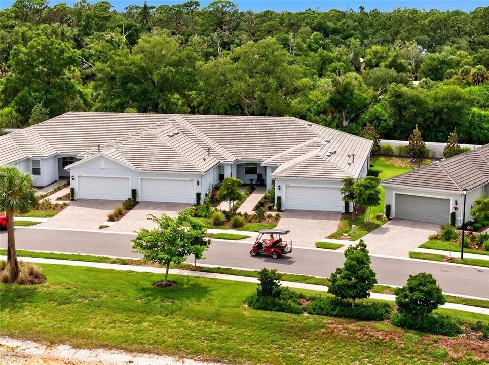 For Sale: $430,000 (2 beds, 2 baths, 1602 Square Feet)