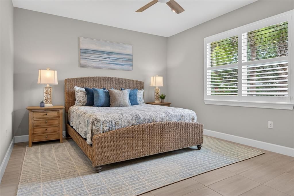 For Sale: $430,000 (2 beds, 2 baths, 1602 Square Feet)