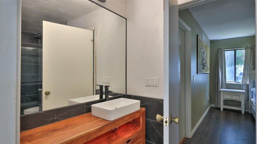 For Sale: $319,900 (3 beds, 2 baths, 1588 Square Feet)