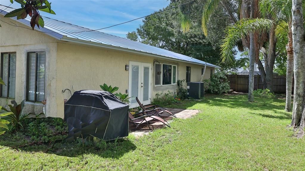 For Sale: $319,900 (3 beds, 2 baths, 1588 Square Feet)