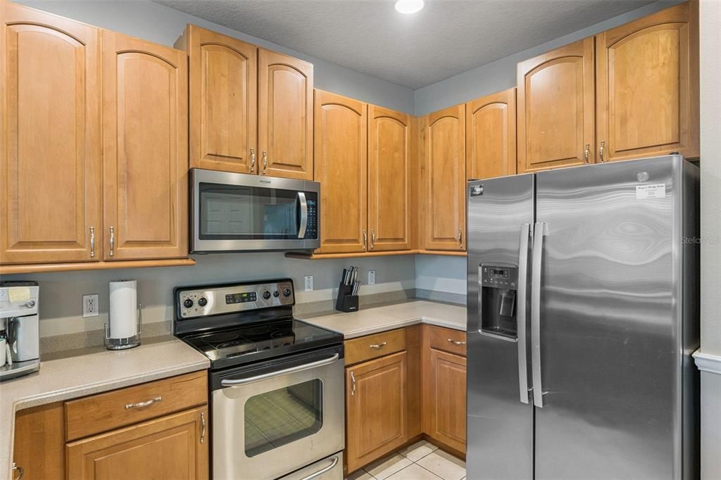 For Sale: $455,000 (3 beds, 3 baths, 2238 Square Feet)