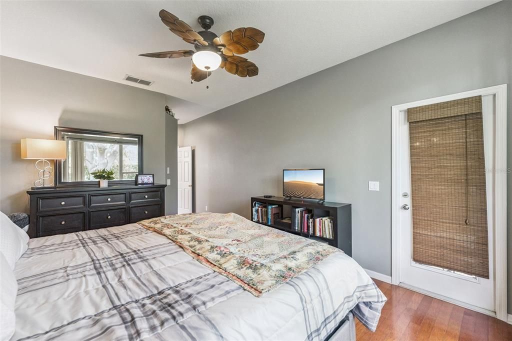 For Sale: $455,000 (3 beds, 3 baths, 2238 Square Feet)