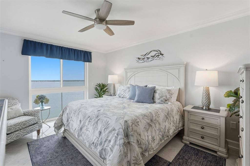 For Sale: $1,195,000 (3 beds, 2 baths, 2067 Square Feet)