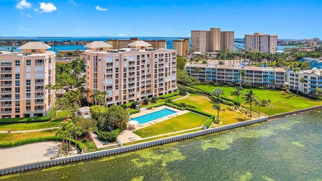 For Sale: $1,195,000 (3 beds, 2 baths, 2067 Square Feet)