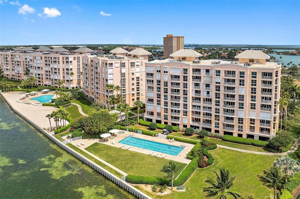 For Sale: $1,195,000 (3 beds, 2 baths, 2067 Square Feet)