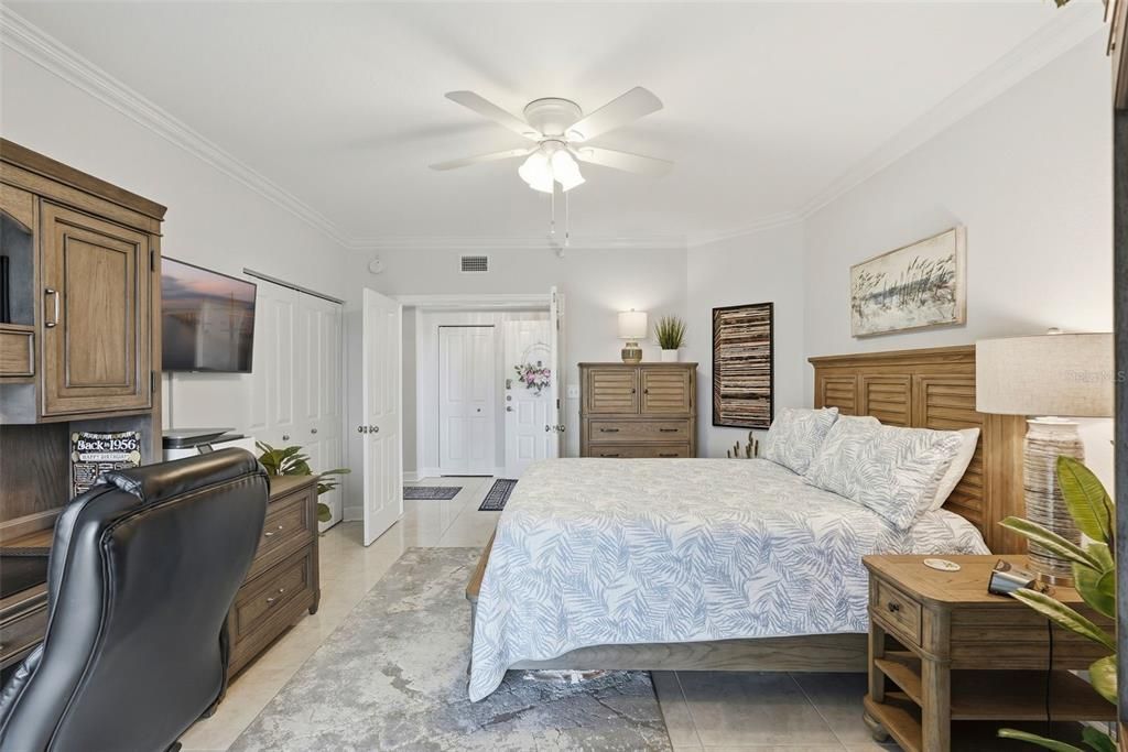 For Sale: $1,195,000 (3 beds, 2 baths, 2067 Square Feet)