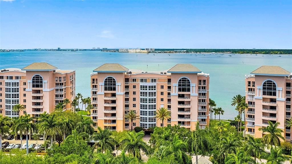 For Sale: $1,195,000 (3 beds, 2 baths, 2067 Square Feet)