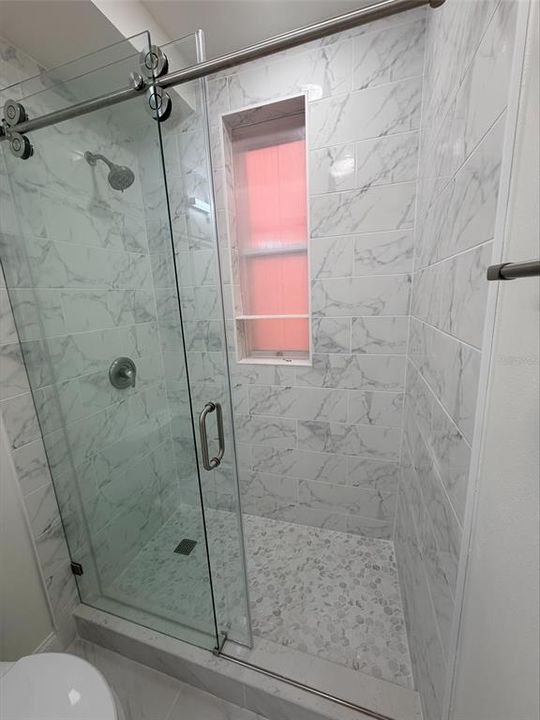 For Rent: $2,800 (1 beds, 1 baths, 676 Square Feet)