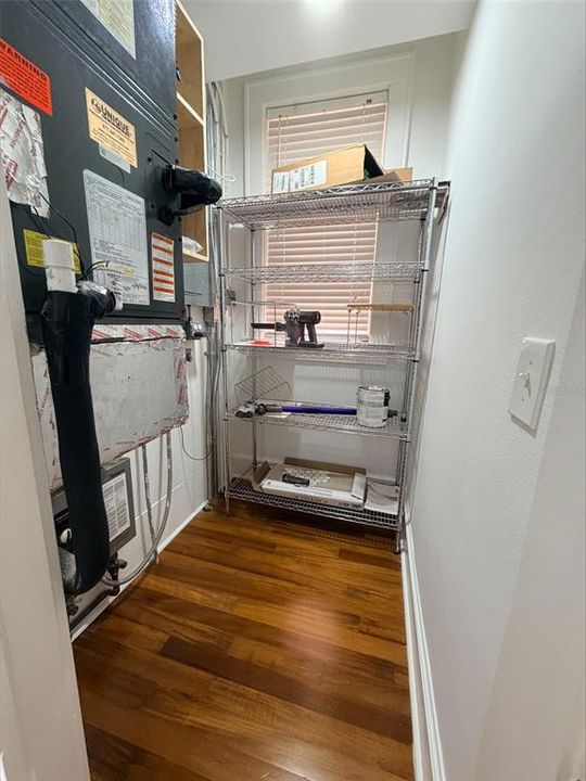 For Rent: $2,800 (1 beds, 1 baths, 676 Square Feet)