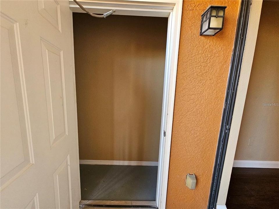 В аренду: $1,395 (1 спален, 1 ванн, 731 Квадратных фут)