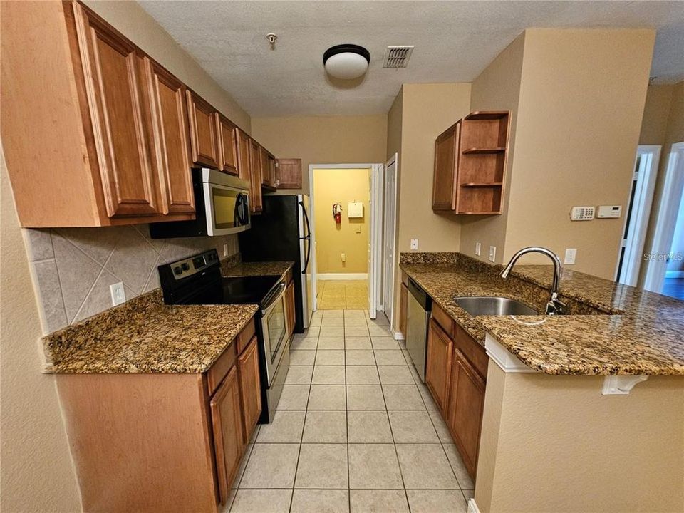 В аренду: $1,395 (1 спален, 1 ванн, 731 Квадратных фут)