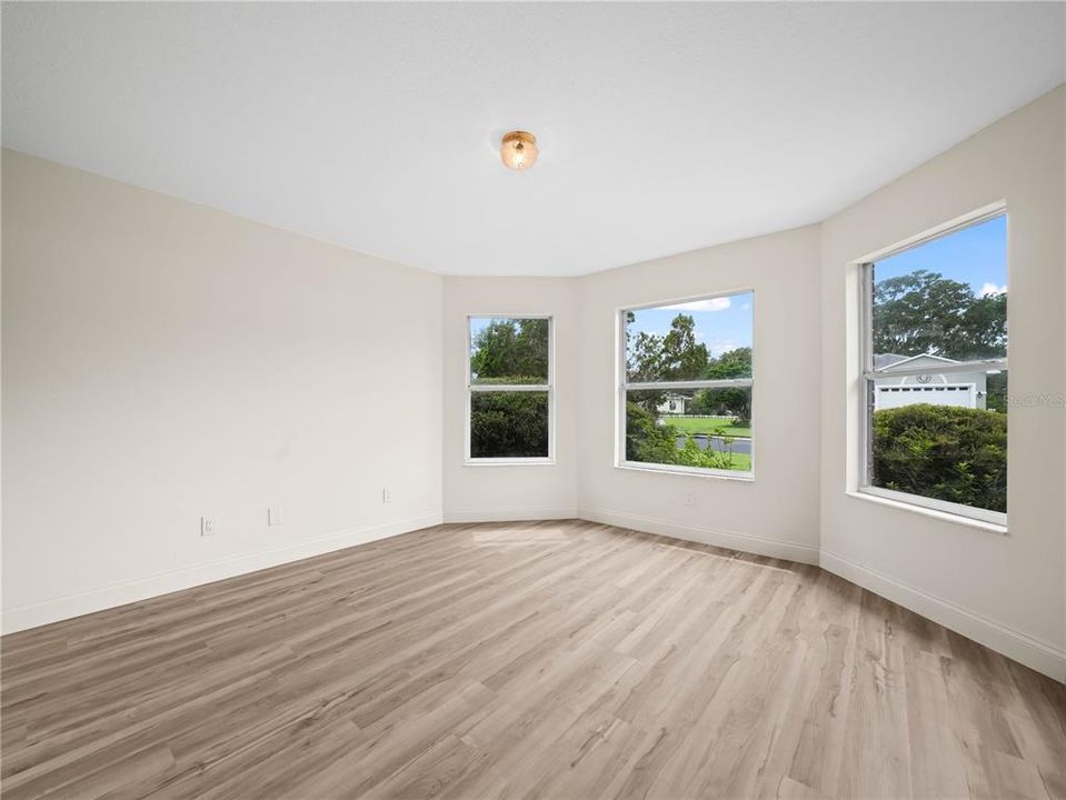 En Venta: $274,900 (3 camas, 2 baños, 1637 Pies cuadrados)