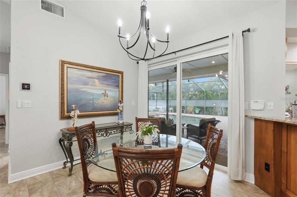 En Venta: $1,295,000 (3 camas, 2 baños, 2600 Pies cuadrados)