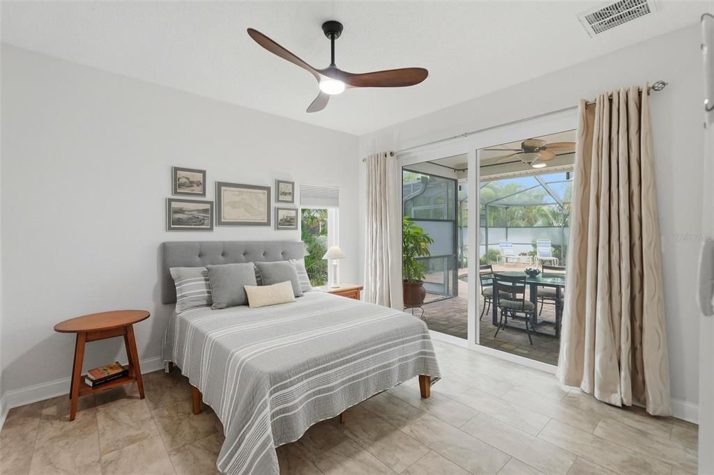 En Venta: $1,295,000 (3 camas, 2 baños, 2600 Pies cuadrados)