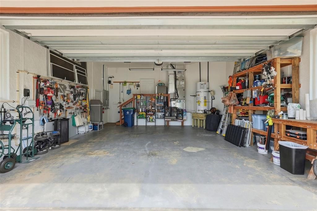 En Venta: $1,295,000 (3 camas, 2 baños, 2600 Pies cuadrados)