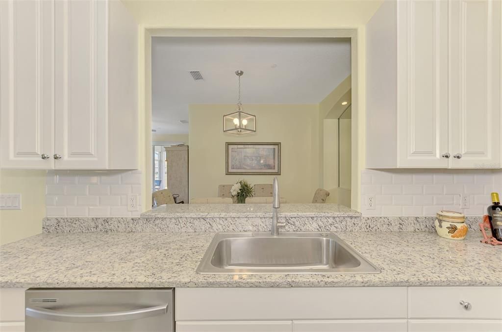 For Sale: $429,900 (3 beds, 2 baths, 1591 Square Feet)