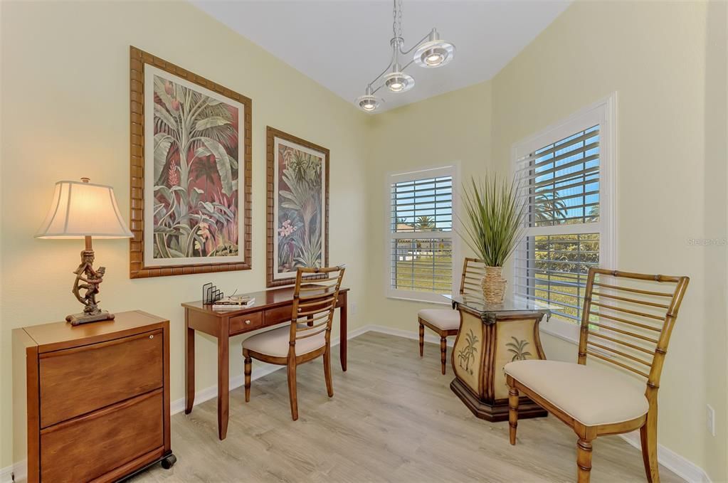 For Sale: $429,900 (3 beds, 2 baths, 1591 Square Feet)