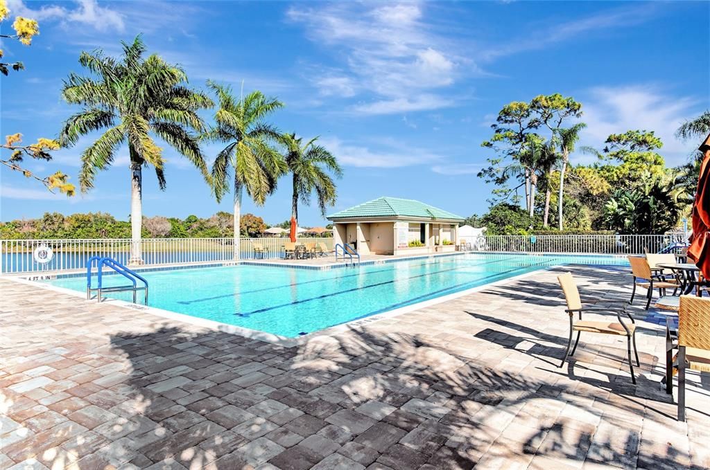 For Sale: $429,900 (3 beds, 2 baths, 1591 Square Feet)