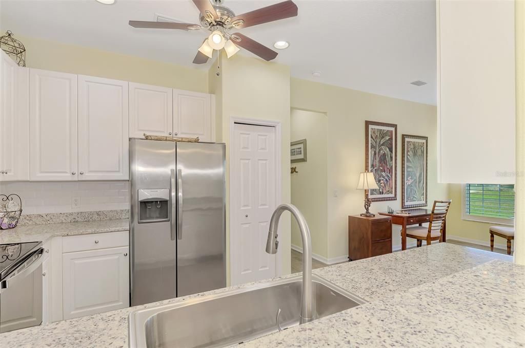 For Sale: $429,900 (3 beds, 2 baths, 1591 Square Feet)