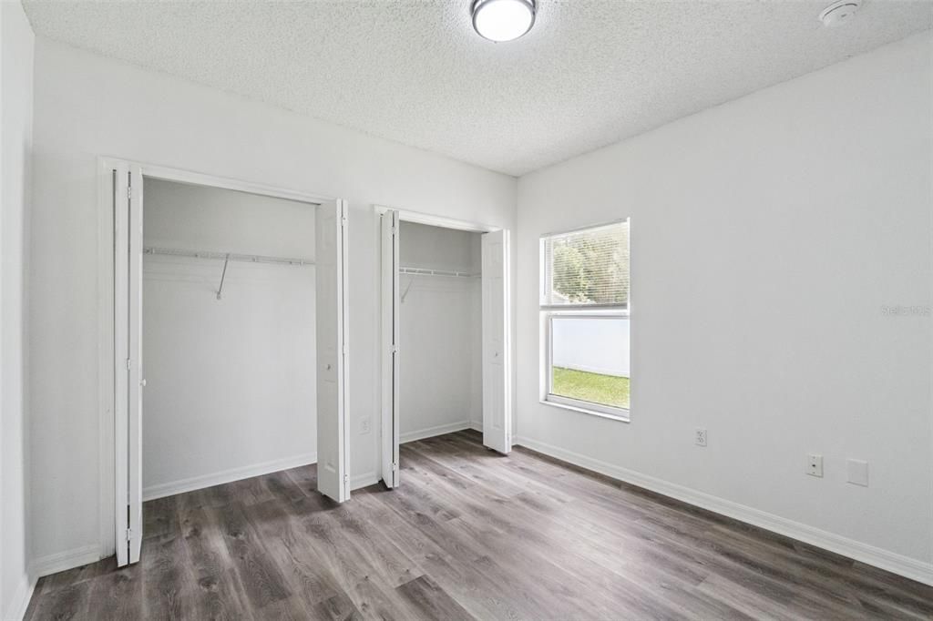 For Sale: $310,000 (3 beds, 2 baths, 1609 Square Feet)