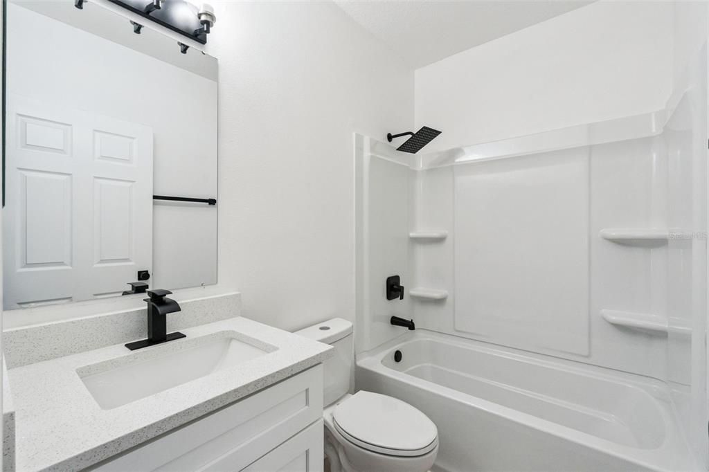 For Sale: $310,000 (3 beds, 2 baths, 1609 Square Feet)