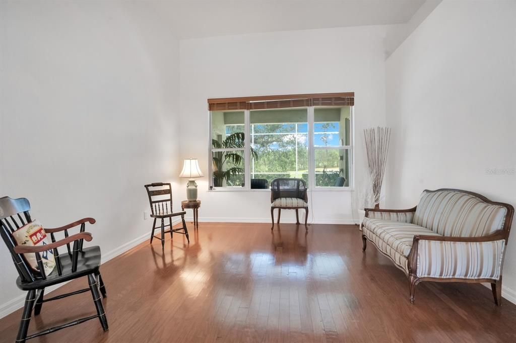 En Venta: $529,995 (4 camas, 3 baños, 2251 Pies cuadrados)