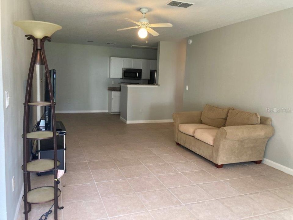 For Rent: $1,495 (2 beds, 2 baths, 996 Square Feet)