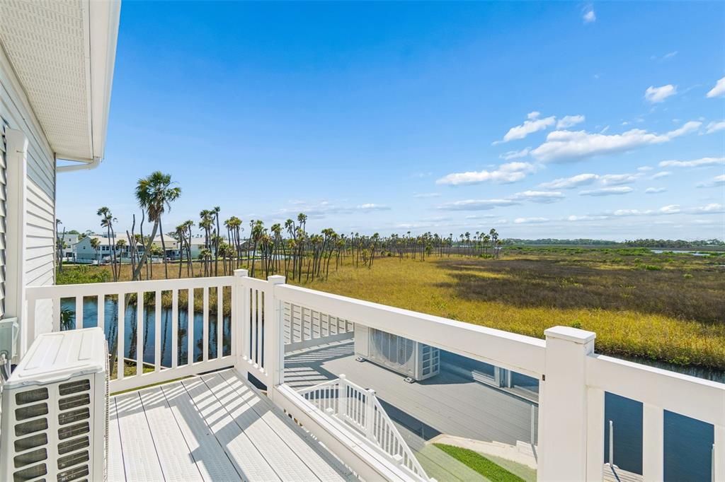 For Sale: $800,000 (2 beds, 2 baths, 1544 Square Feet)