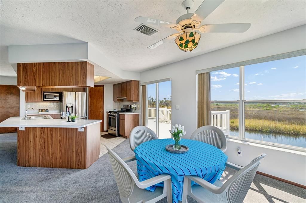 For Sale: $800,000 (2 beds, 2 baths, 1544 Square Feet)