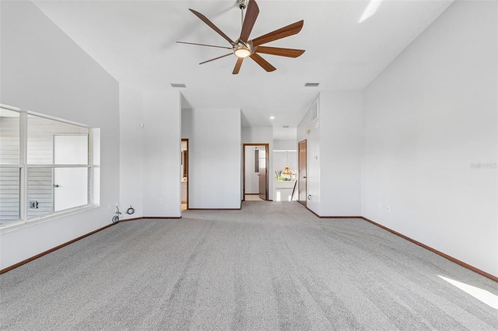 For Sale: $800,000 (2 beds, 2 baths, 1544 Square Feet)