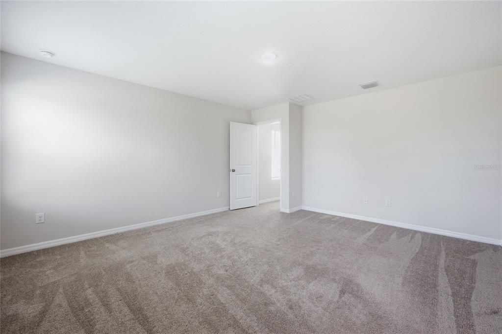 For Sale: $415,000 (4 beds, 2 baths, 2226 Square Feet)