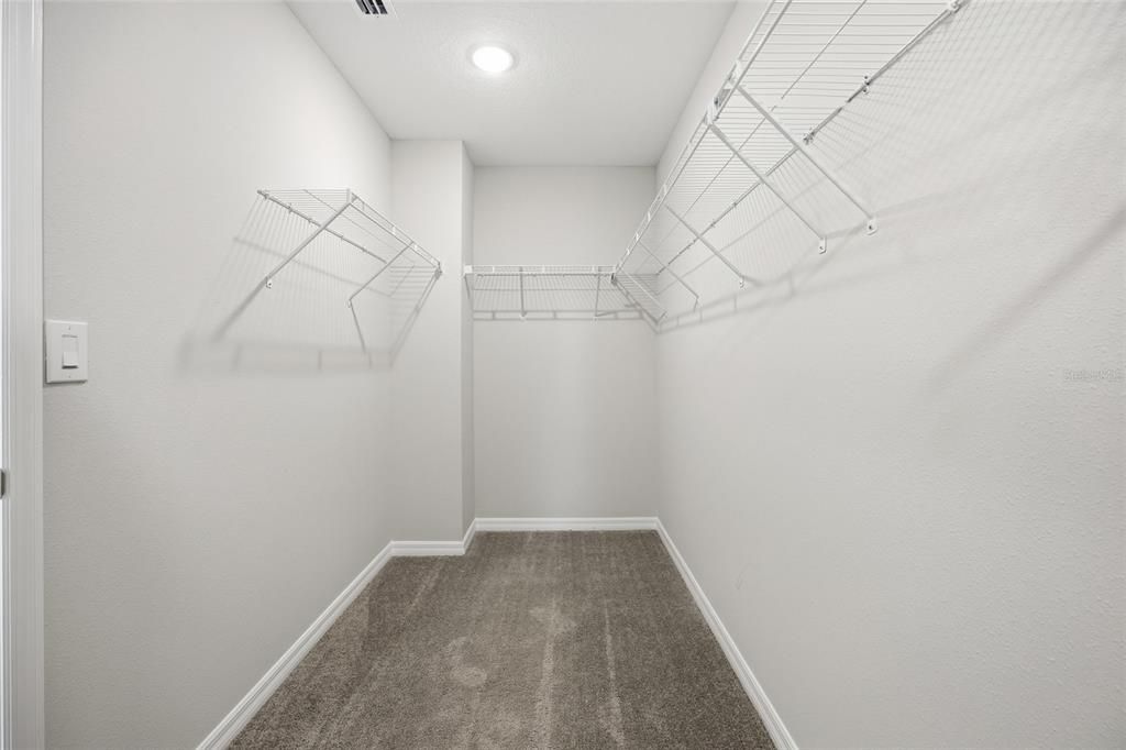 For Sale: $415,000 (4 beds, 2 baths, 2226 Square Feet)