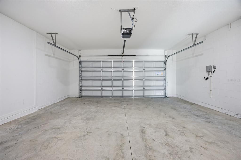 For Sale: $415,000 (4 beds, 2 baths, 2226 Square Feet)