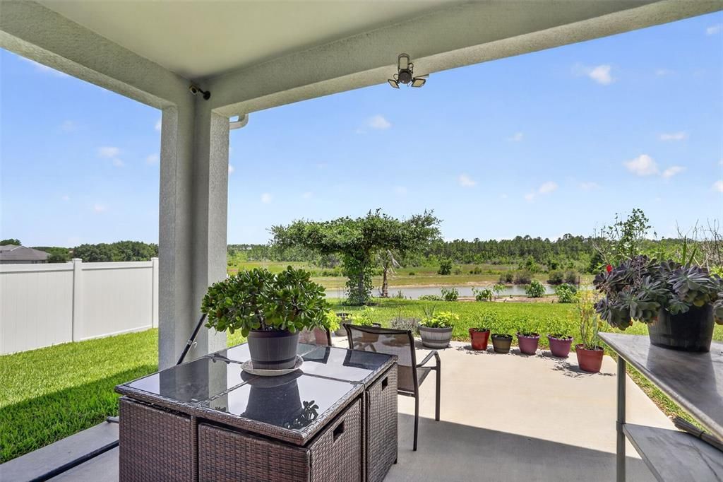 For Sale: $499,995 (4 beds, 3 baths, 2568 Square Feet)