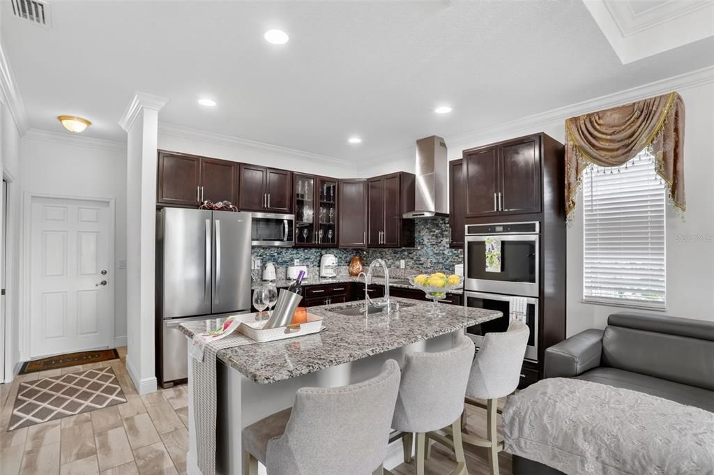 For Sale: $499,995 (4 beds, 3 baths, 2568 Square Feet)