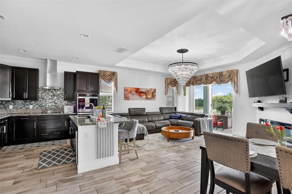For Sale: $499,995 (4 beds, 3 baths, 2568 Square Feet)
