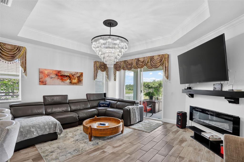 For Sale: $499,995 (4 beds, 3 baths, 2568 Square Feet)