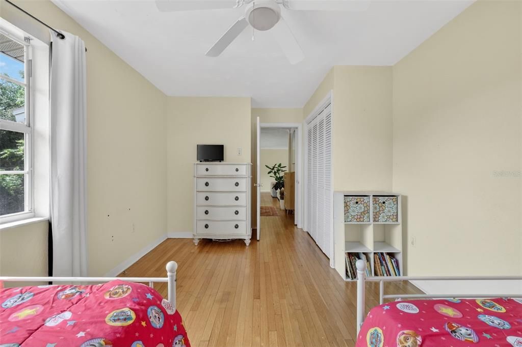 En Venta: $365,000 (3 camas, 3 baños, 1655 Pies cuadrados)