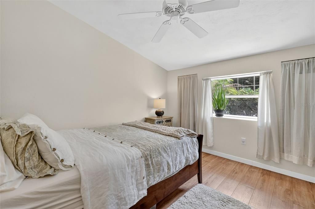 En Venta: $365,000 (3 camas, 3 baños, 1655 Pies cuadrados)