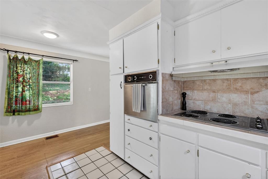 En Venta: $365,000 (3 camas, 3 baños, 1655 Pies cuadrados)
