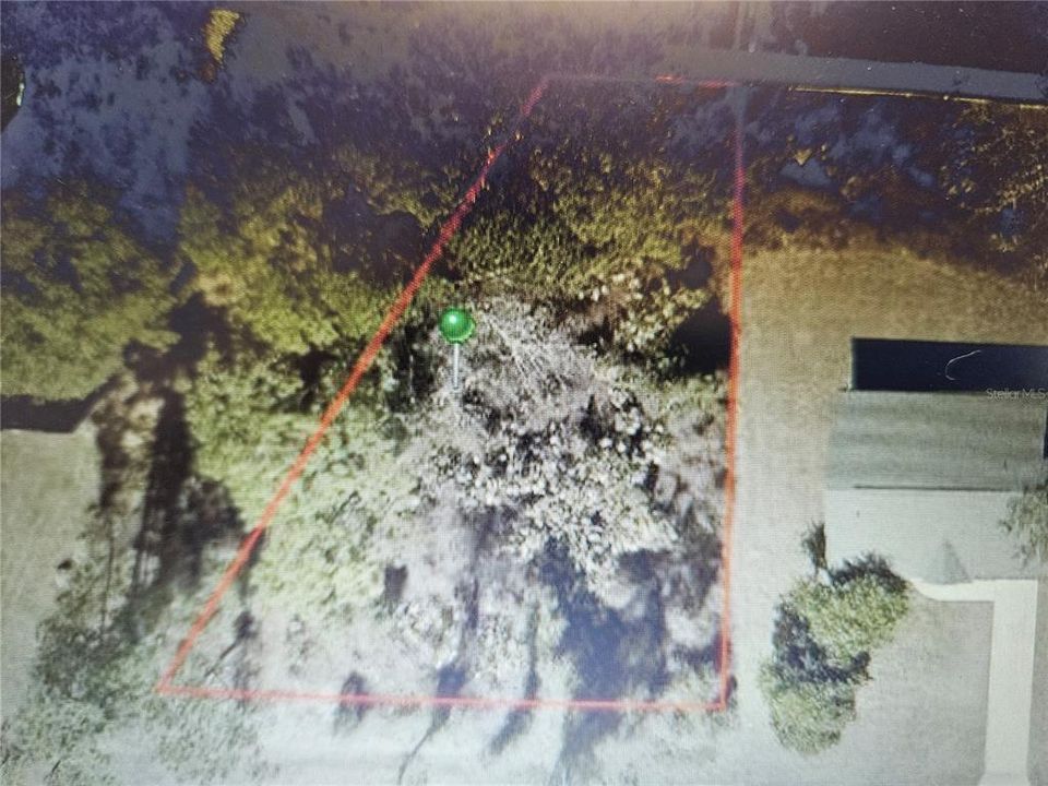На продажу: $65,000 (0.25 acres)