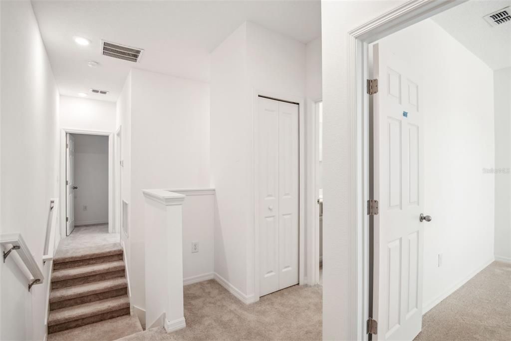 В аренду: $2,600 (3 спален, 2 ванн, 1702 Квадратных фут)