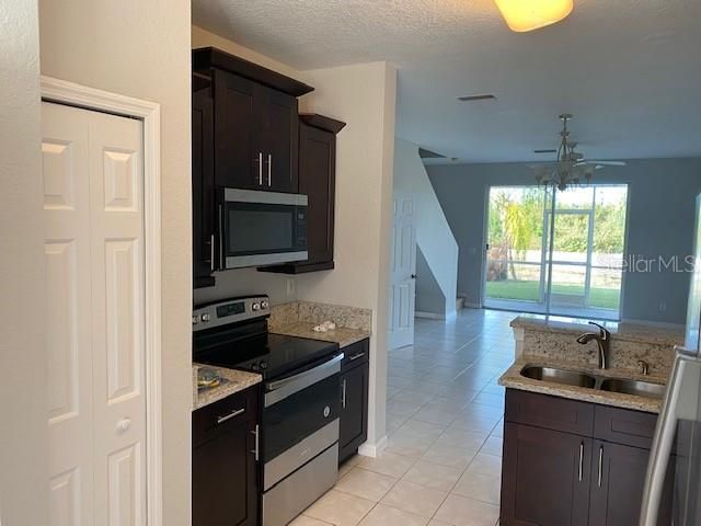 For Rent: $1,800 (2 beds, 2 baths, 1340 Square Feet)
