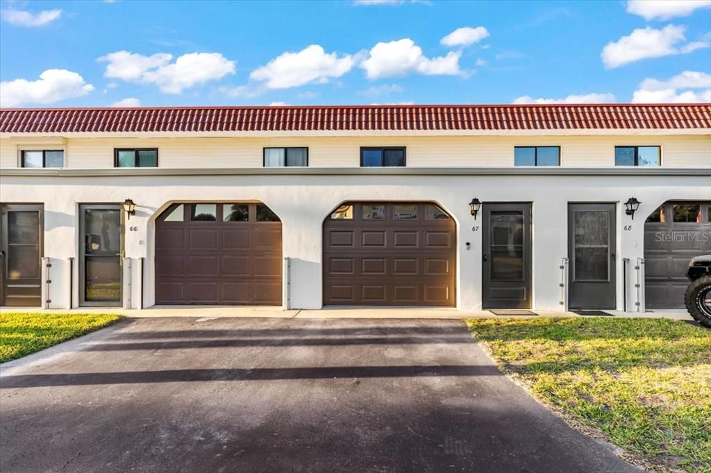 For Sale: $249,900 (2 beds, 2 baths, 1184 Square Feet)