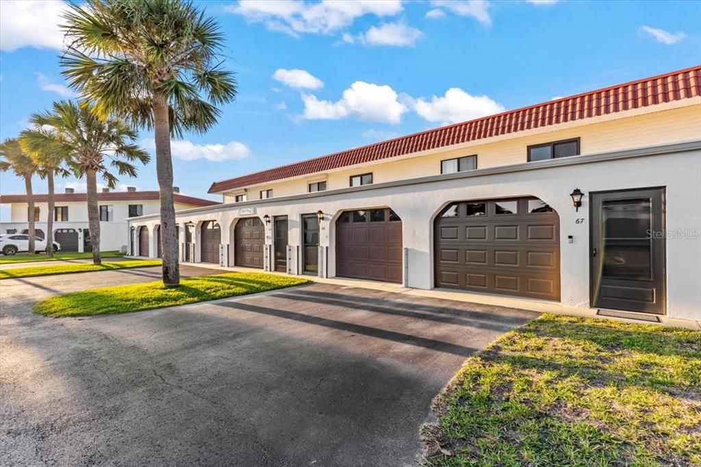 For Sale: $249,900 (2 beds, 2 baths, 1184 Square Feet)
