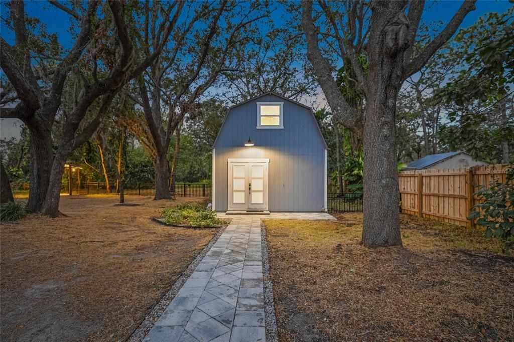 For Sale: $835,000 (3 beds, 2 baths, 2841 Square Feet)