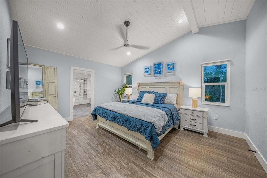 For Sale: $835,000 (3 beds, 2 baths, 2841 Square Feet)