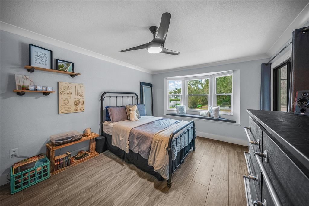 For Sale: $835,000 (3 beds, 2 baths, 2841 Square Feet)