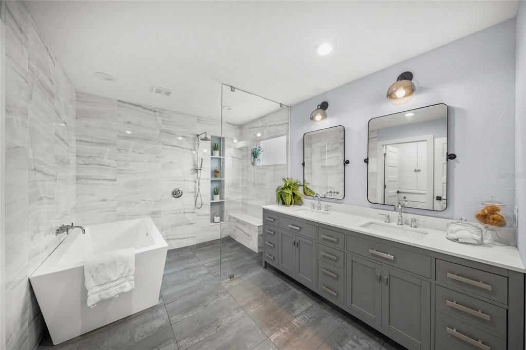 For Sale: $835,000 (3 beds, 2 baths, 2841 Square Feet)