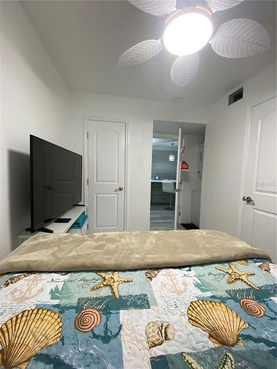 For Sale: $535,000 (2 beds, 1 baths, 750 Square Feet)